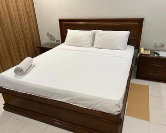 Lords Inn Hotel - Faisalābād - Bedroom