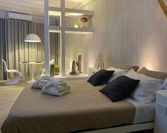 Home 3 Bed Aparthotel - Bisceglie