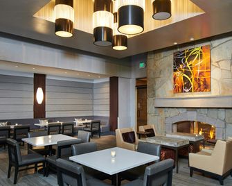 DoubleTree by Hilton Hotel Salt Lake City Airport - Σολτ Λέικ Σίτι - Εστιατόριο