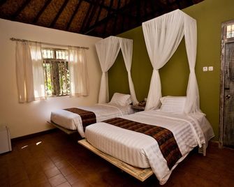 D Tunjung Resort & Spa - Amlapura - Schlafzimmer
