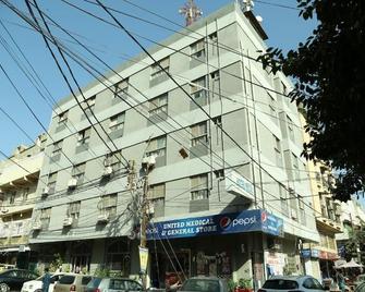 Hotel Bilal - Karachi - Building