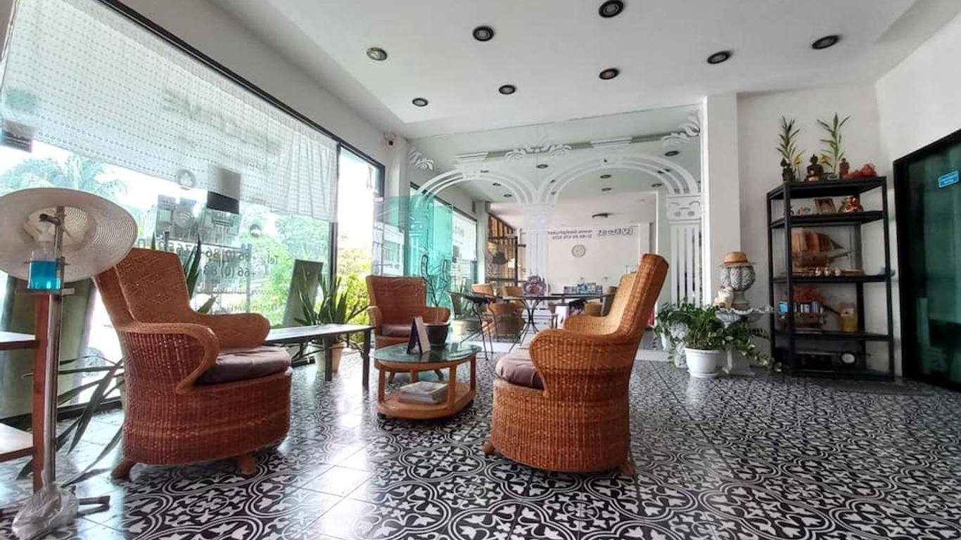 In Phuket House