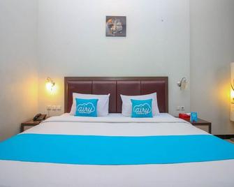 Airy Mandonga Saranani 168 Kendari - Kendari - Camera da letto