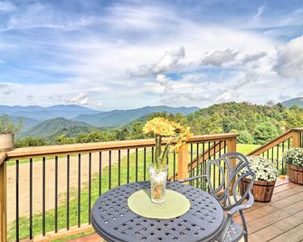 Stunning Mountain Views Hot Springs Hideaway! - Hot Springs - Balcón