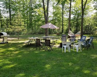 Black Mountain Recreational Area Vacatio - Cheboygan - Patio