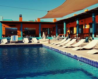 Aqaba Adventure Divers Resort - Aqaba - Pool