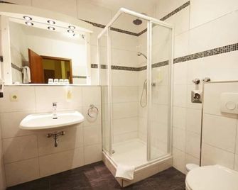 هوتل أن دير هورن - كيل