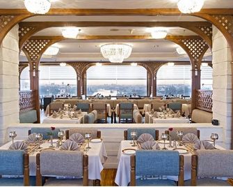 Clarks Avadh - Lucknow - Restaurant