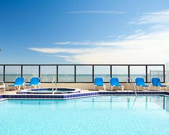 Fantasy Island Resort II Oceanfront Daytona Bike Week 2-28,3-7,2026 7 Nts 1 Bdrm - Daytona Beach Shores - Piscine