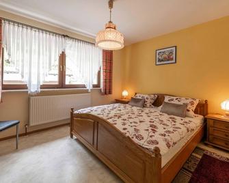 Vacation apartment 3 - House Wiesenttal - Waischenfeld - Bedroom