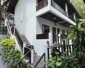 Tok Little Hut - Ko Samet - Byggnad