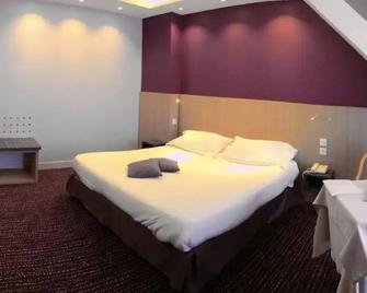 Hotel Restaurant Le Rive Gauche - Joigny - Bedroom