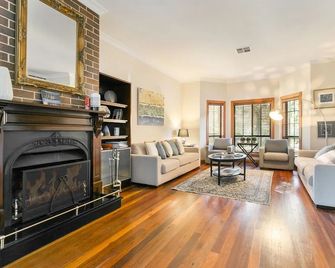 Coolabah House - Leura