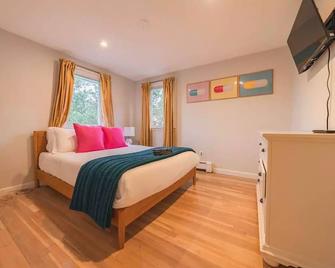 Boston Luxury 3br-Near Airport-Beach - Revere - Bedroom