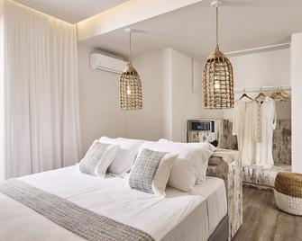 Kythnos Bay Hotel - Loutra - Κρεβατοκάμαρα