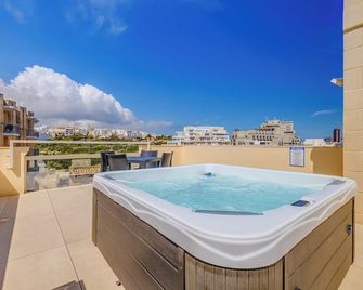 Kirxa Rooms and Suites - Sliema - Balkon