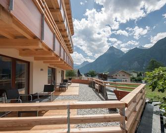 Hotel Bergwelt - לנגנפלד - מרפסת