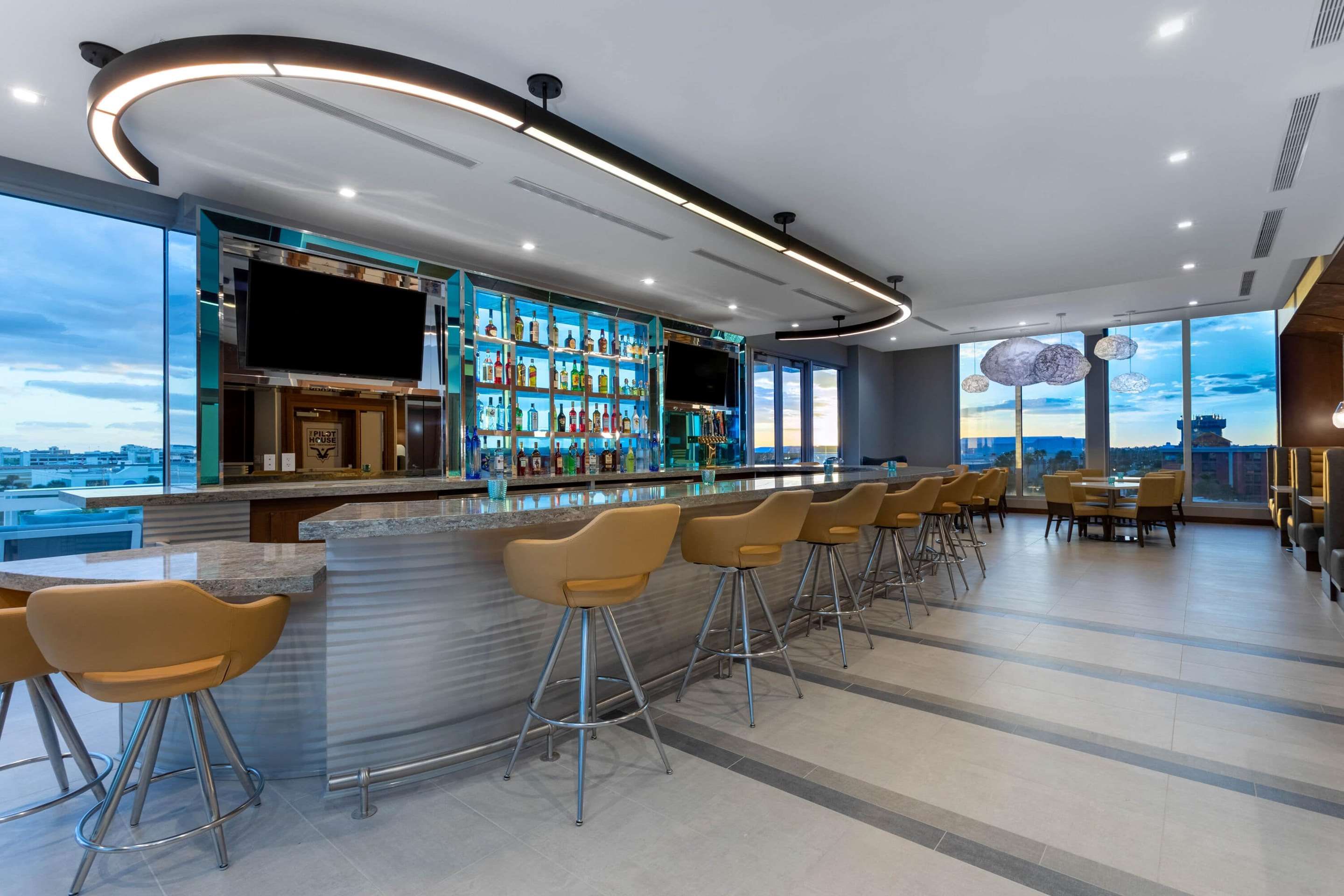 Wyndham Garden Miami International Airport - Miami Springs - Bar