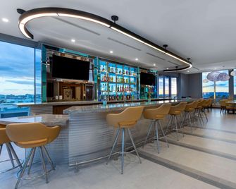Wyndham Garden Miami International Airport - Miami Springs - Bar