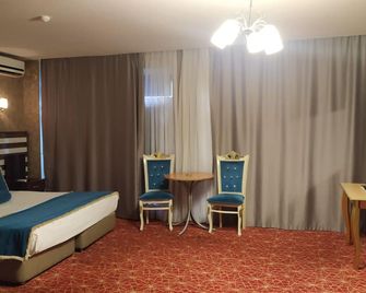 Gallery Hotel Baku - Baku - Bedroom