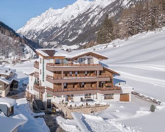 迦尼斯谷恩波力克酒店 - 索爾登 - 索爾登 - 建築