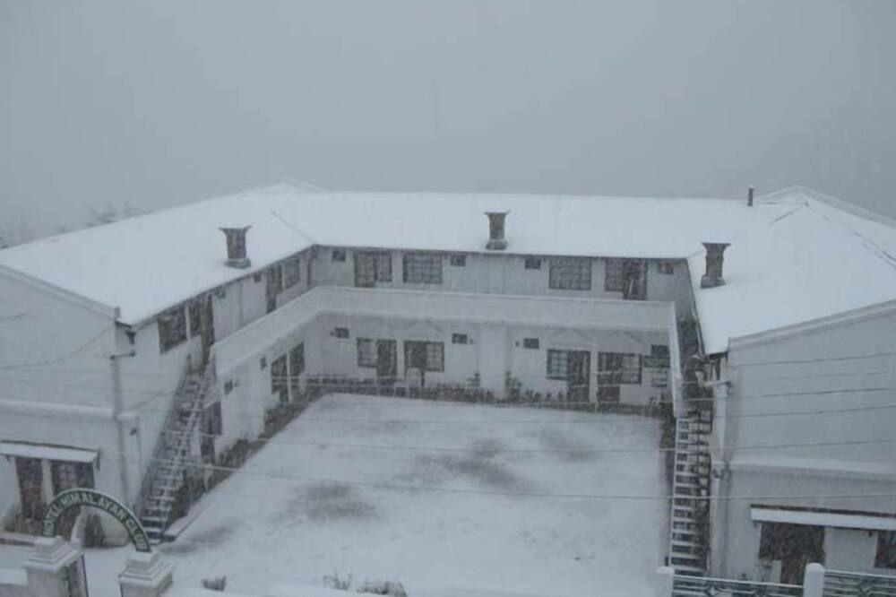 Hotel Himalayan Club - מוסורי - בניין