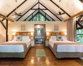 Almonds & Corals Boutique Hotel - Manzanillo - Camera da letto