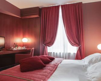 Hotel Chantilly Le Relais D'aumale - Orry-la-Ville - Chambre