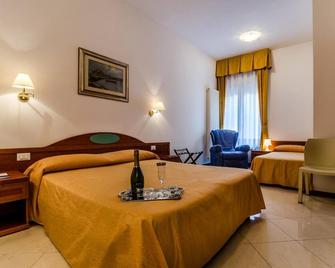 Cannaregio II Apartments - Венеція - Спальня