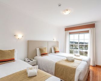 Hotel Padre Pio by Umbral - Fátima - Bedroom