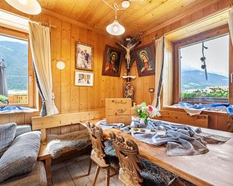 Apartment 'Sagschneiderhof Golden Delicious' with Mountain View, Whirlpool & Wi-Fi - Plaus - Comedor