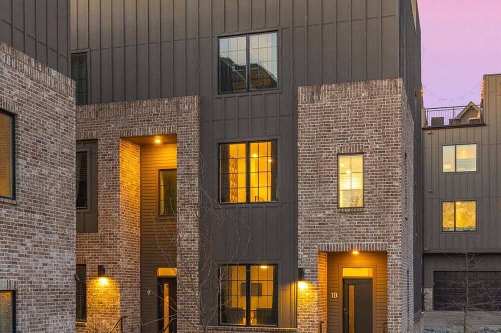 24K Escape - Rooftop Oasis, 3 Miles to Broadway! - Nashville - Building