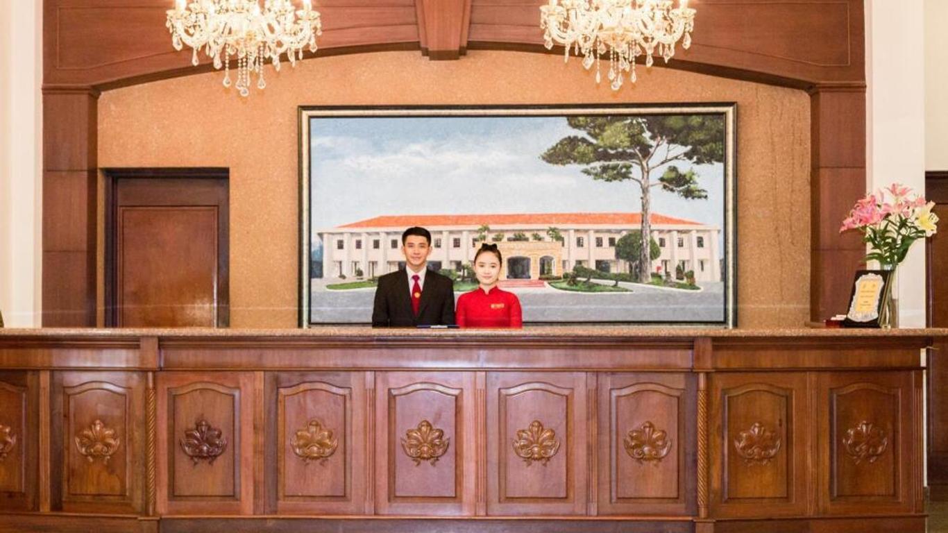 Tan Son Nhat Hotel