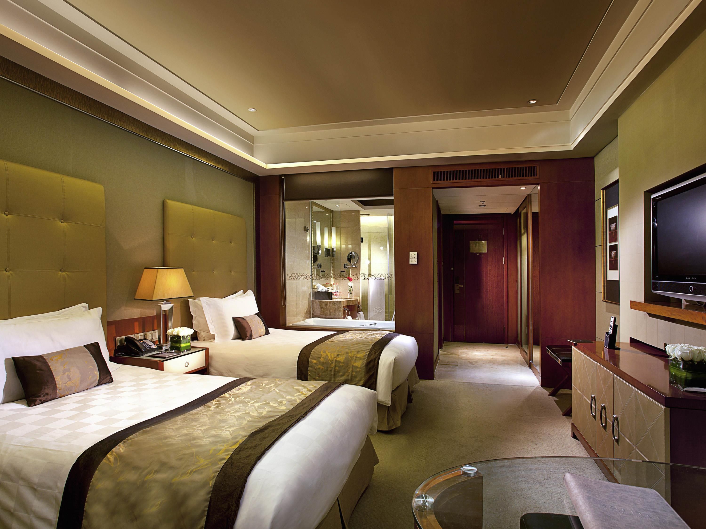 سوفيتل هاربين