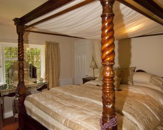 Cleavers Lyng 16th Century Country House - Hailsham