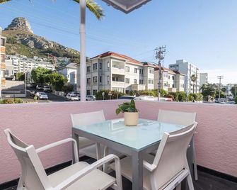 Kiandra Bantry Bay 3-Bed – Steps from Promenade - Sea Point - Balcon