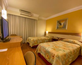 Itatiaia Hotel Passo Fundo - Passo Fundo - Habitación