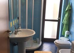 Apartment between sea, art and mountains - Vasto - Bathroom