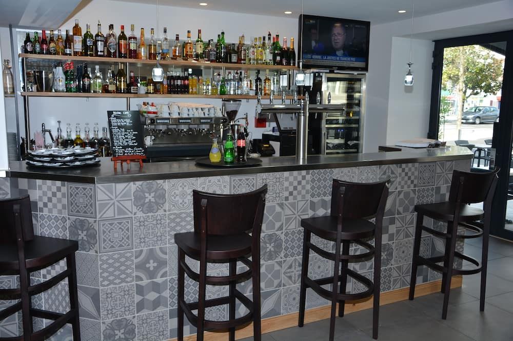 Le Matisse Pau Centre - פו - בר