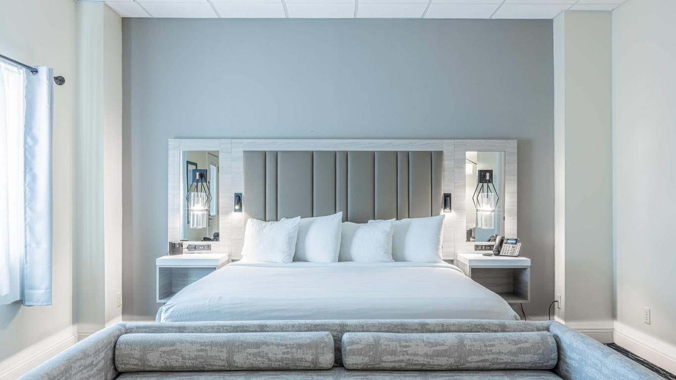 Inn on the Square, an Ascend Collection Hotel