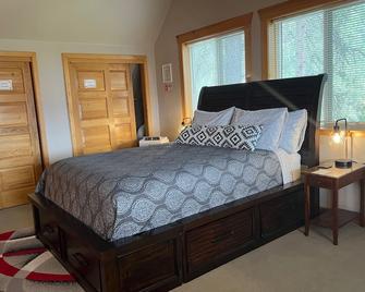 The Cozy Clifftop View, Llc - Chewelah - Habitación