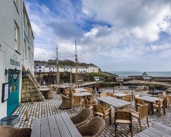 Pier House - St. Austell