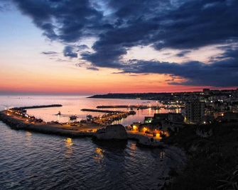Bed & Breakfasts Conte Perollo - Sciacca - Outdoors view