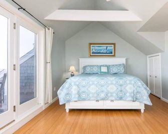 Magnificent Waterfront Home with Pool - Newburyport - Slaapkamer