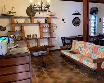 Pousada Manacas - Ubatuba - Sala de estar