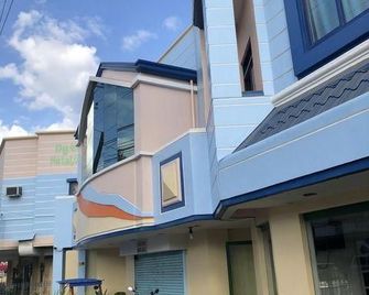 Dumaguete Springs Apartment - Dumaguete City - Building