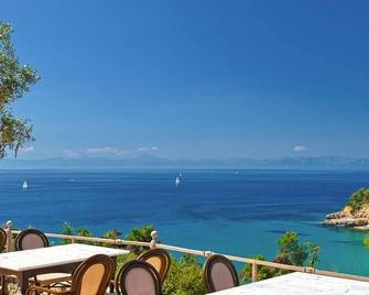 Alonissos Beach Bungalows And Suites Hotel - Chrisi Milia - Balcony