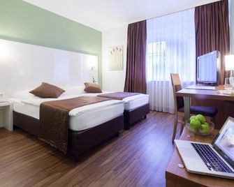 Hotel Mondial - Langenfeld - Slaapkamer