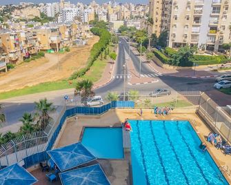 Royal Apartment on the Sea - Netanya - Pool