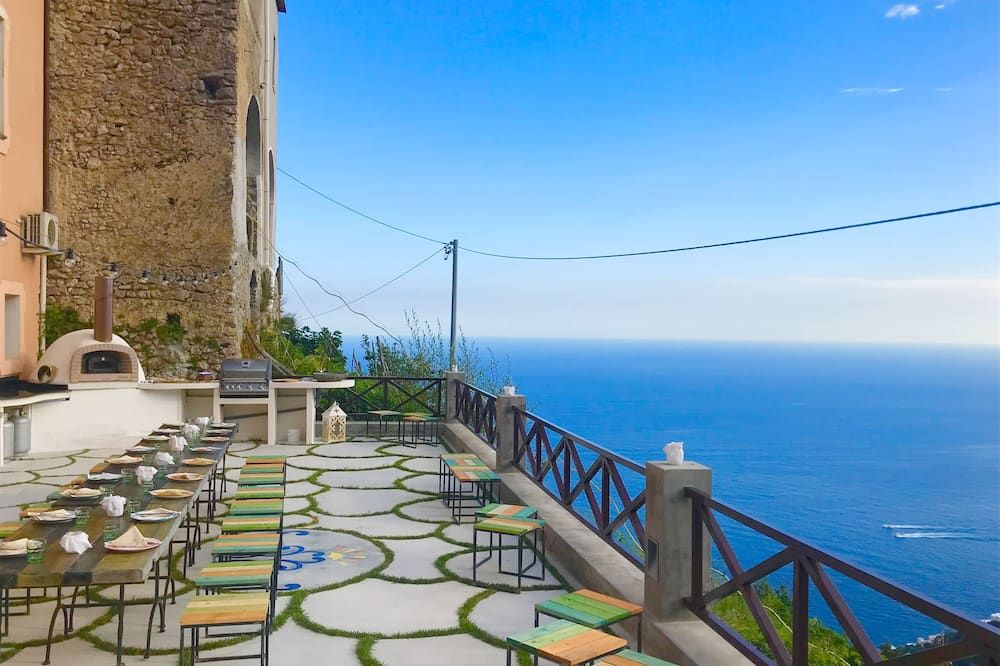 أفيتاكامير سانت ألفونسو